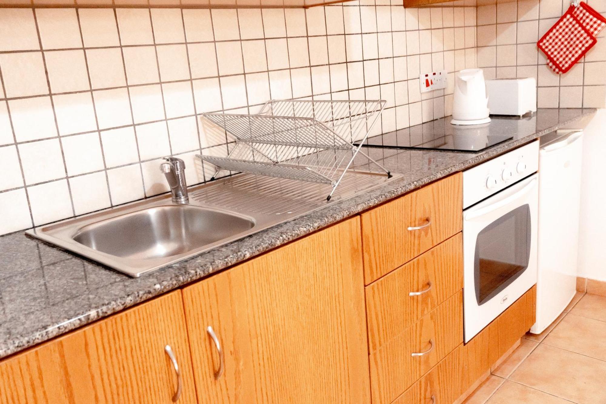 Nissus Urban Hostel Ayia Napa Bilik gambar