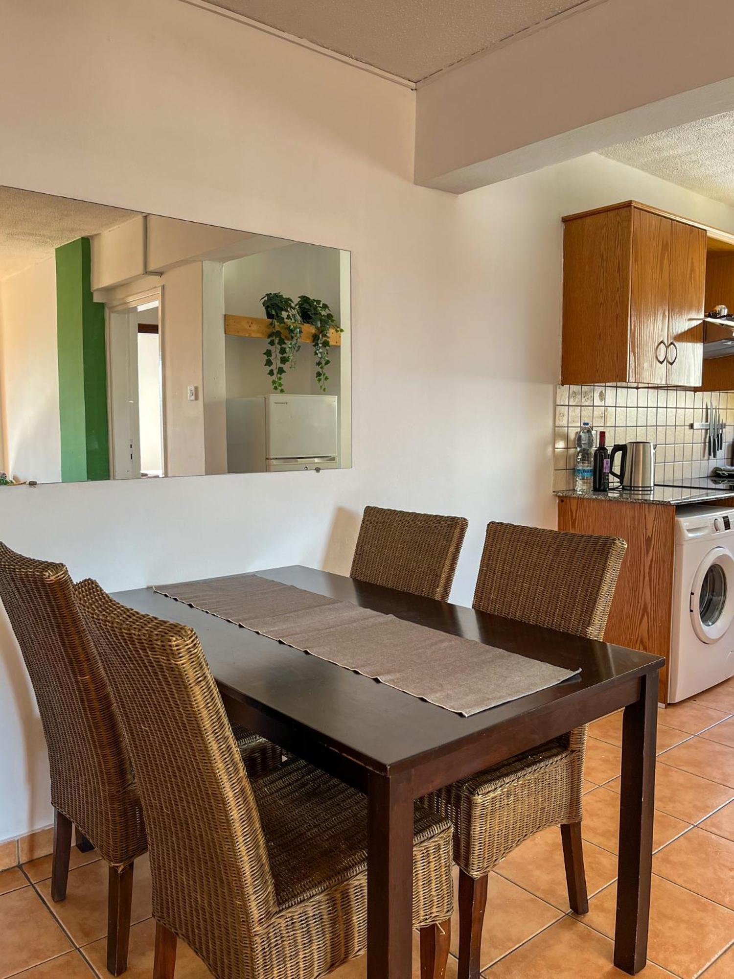 Nissus Urban Hostel Ayia Napa Bilik gambar